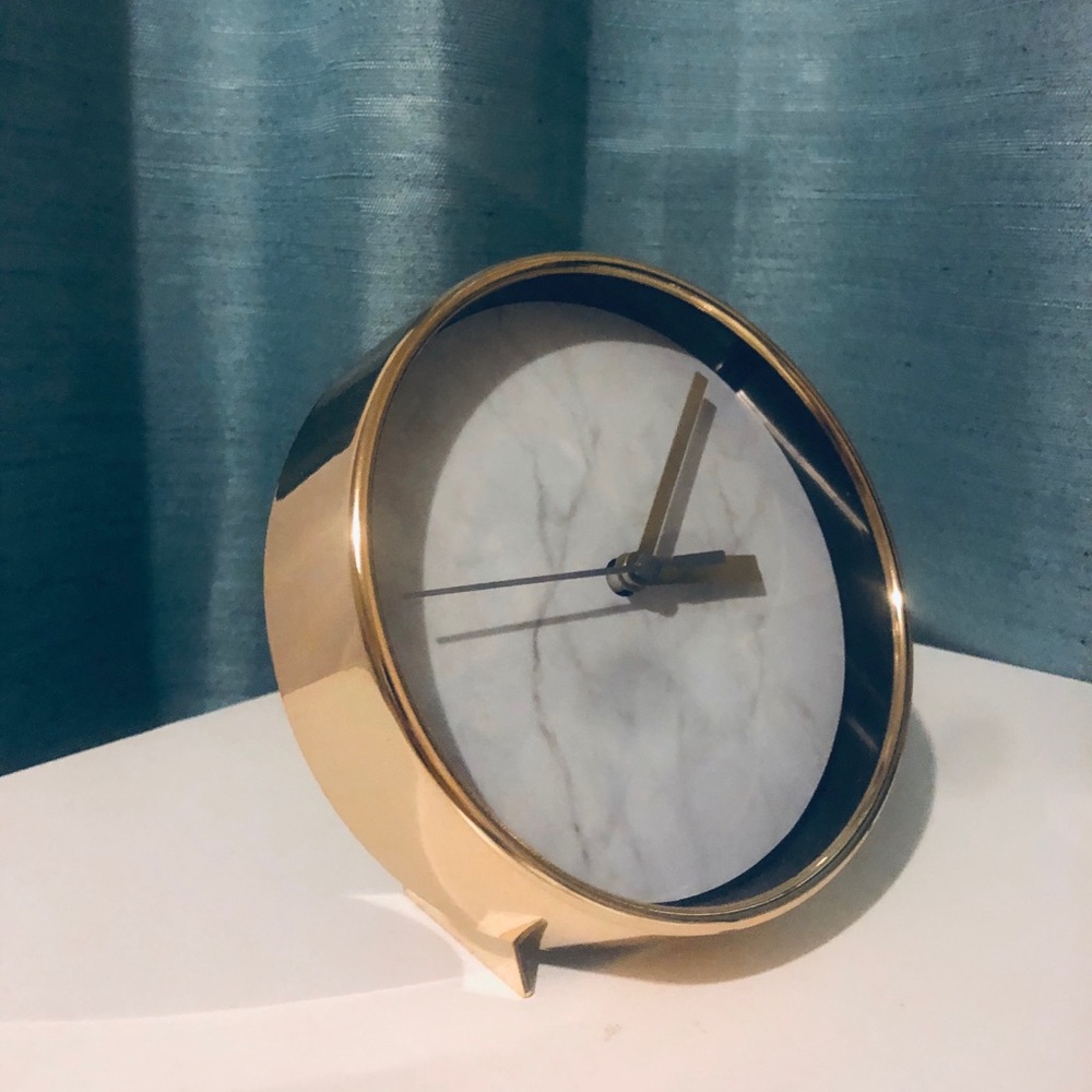 Clock - Picture 3 of 4